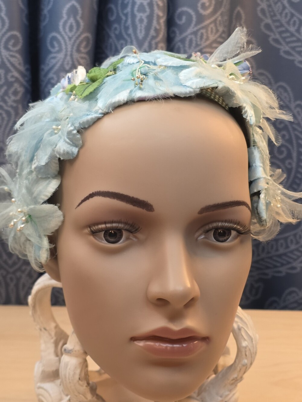 VTG Light Blue Floral Feather Headpiece Whimsigoth Cottagecore Fascinator Hat